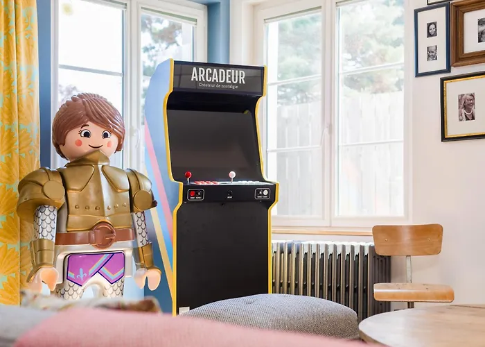 Chezdamdam - La Du Thar - 300m Piscine Babyfoot Arcade Pingpong Petanque *